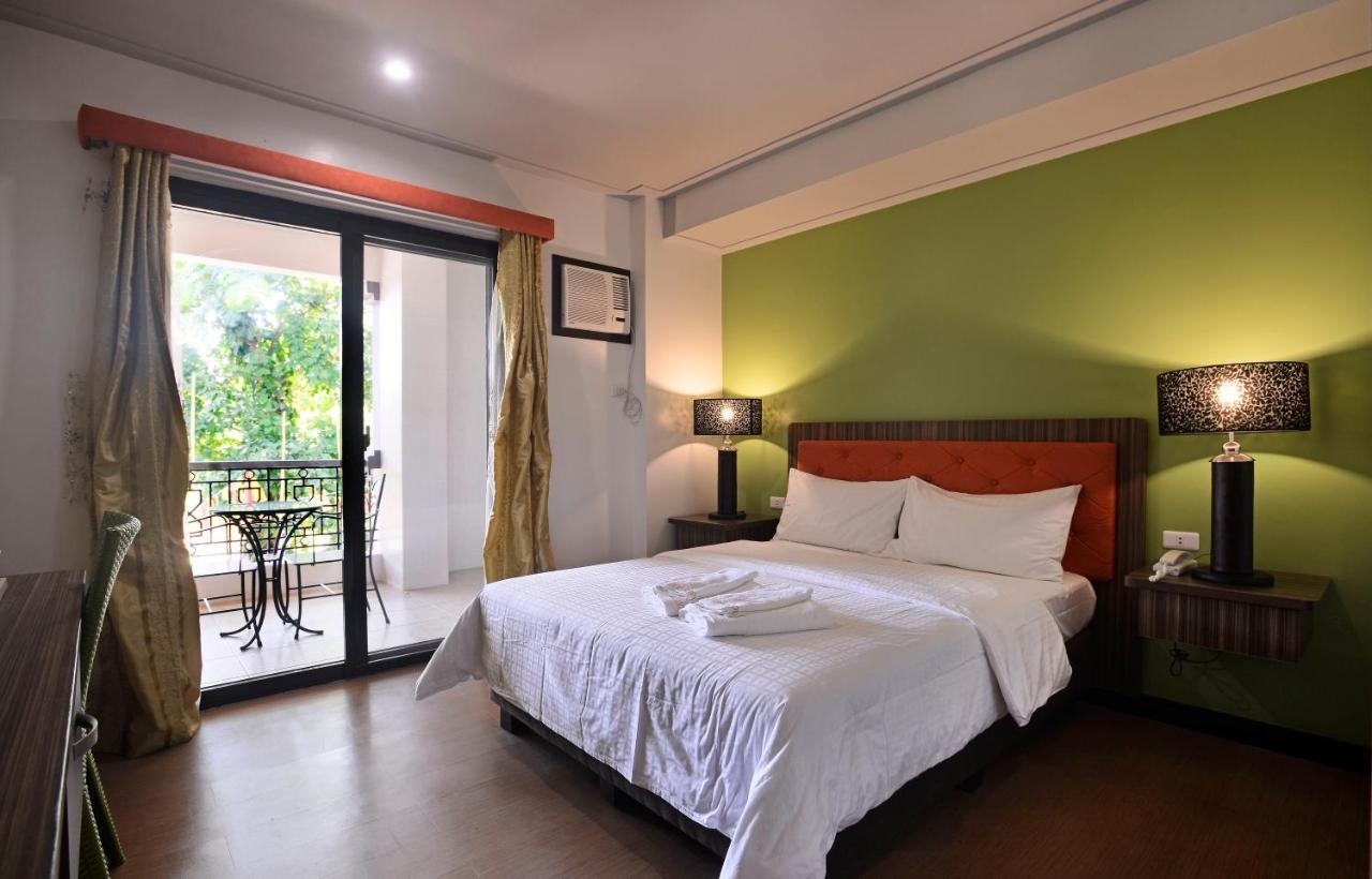 Momarco Forest Cove Tanay Buitenkant foto