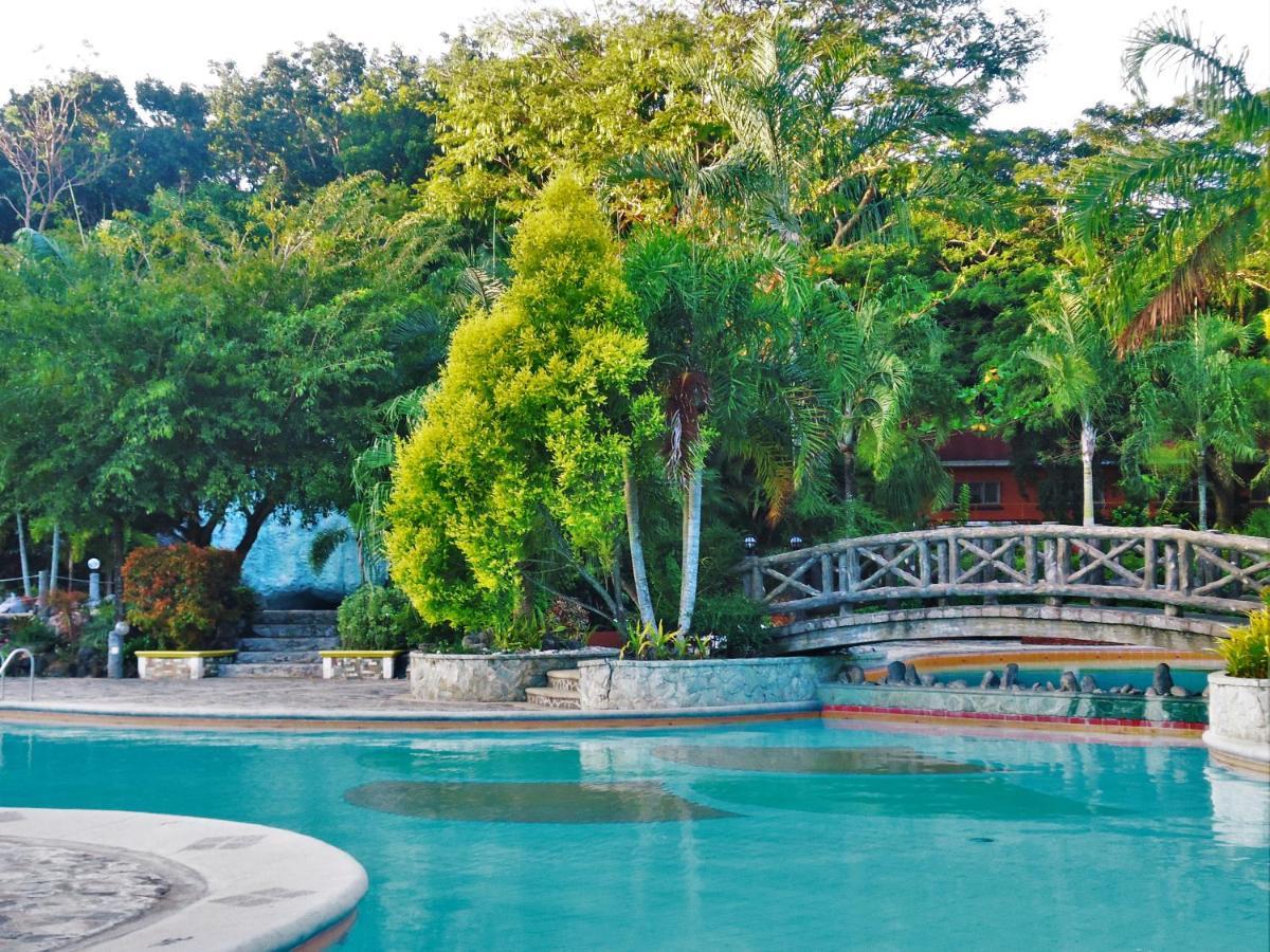 Momarco Forest Cove Tanay Buitenkant foto