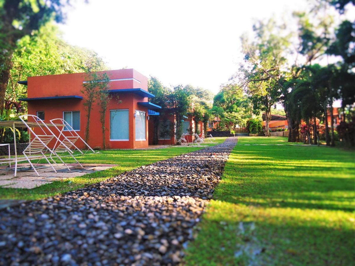 Momarco Forest Cove Tanay Buitenkant foto