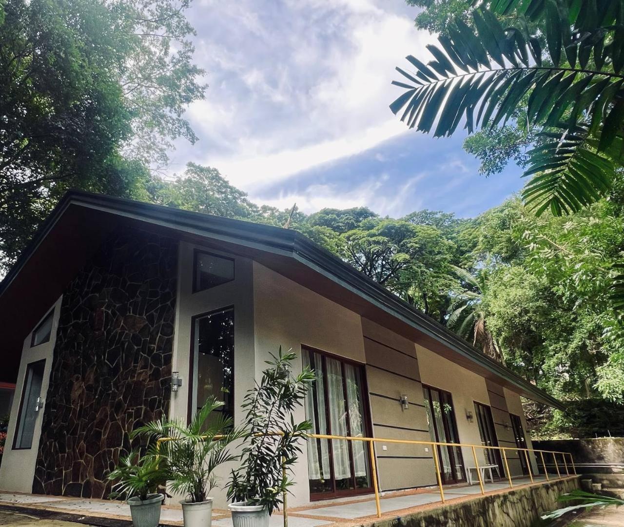 Momarco Forest Cove Tanay Buitenkant foto